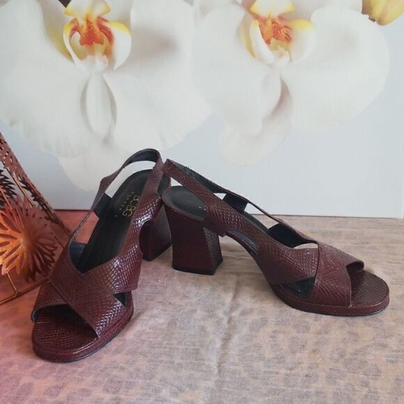 BCBG Max Azria, Burg. Vegan Snake Sandal,  sz.9M - Picture 1 of 5